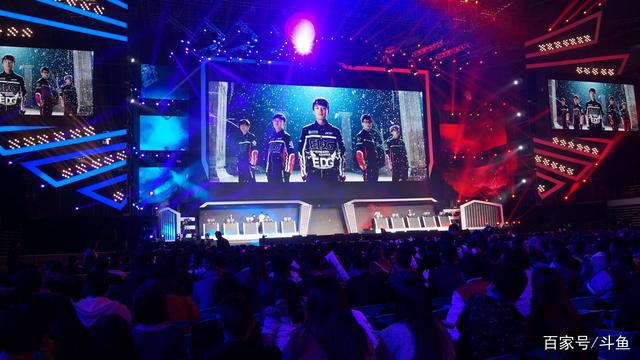 IEM科隆2024：火仔？炎帝！ Vitality 2-0 MOUZ晋级半决赛