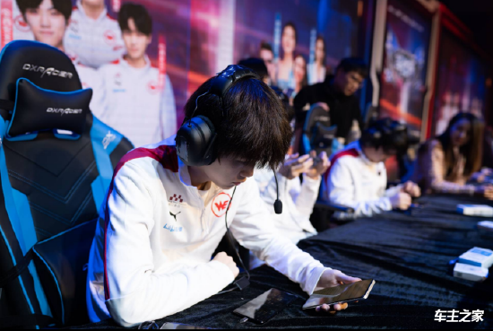 英雄联盟比赛：S10小组入围赛结束，LGD再一个3：0送走LGC