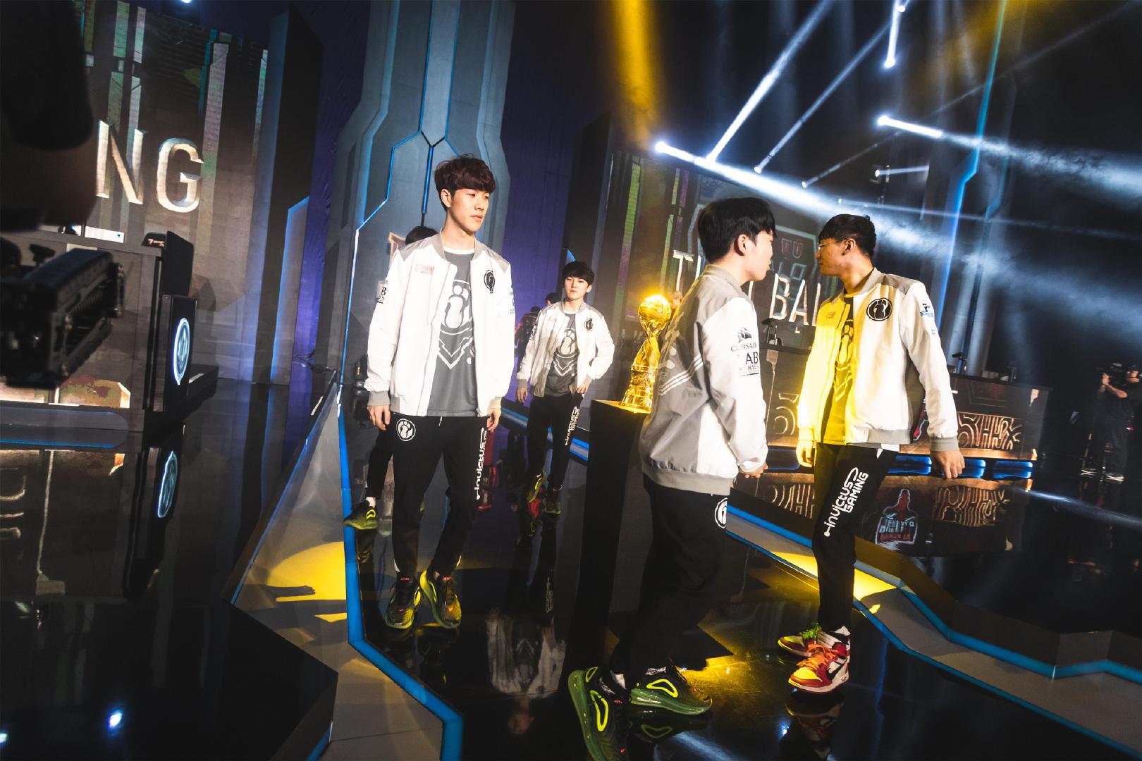 T1 输给 Rex Regum Qeon - VCT 2025： Pacific Stage 2